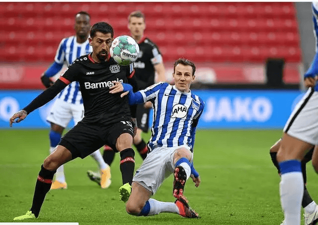 九游体育官网-柏林赫塔爆冷击败法兰克福，取得胜利