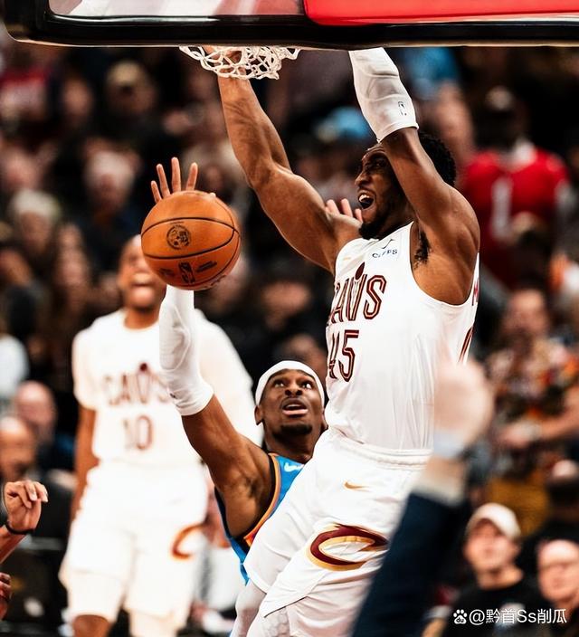 骑士前锋突破不断,给球队带来进攻新局面 骑士前锋突破不断,给球队带来进攻新局面