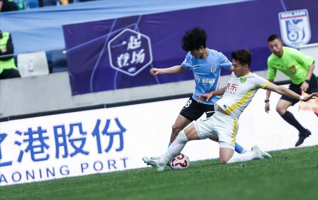 大连一方球队状态火爆,备战周末比赛 大连一方球队状态火爆,备战周末比赛