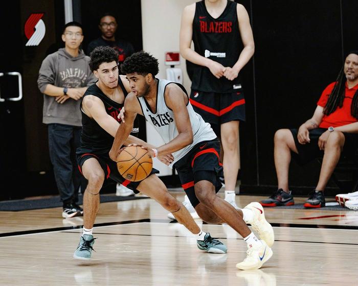 -开拓者队新秀高效出手，球队稳定发挥