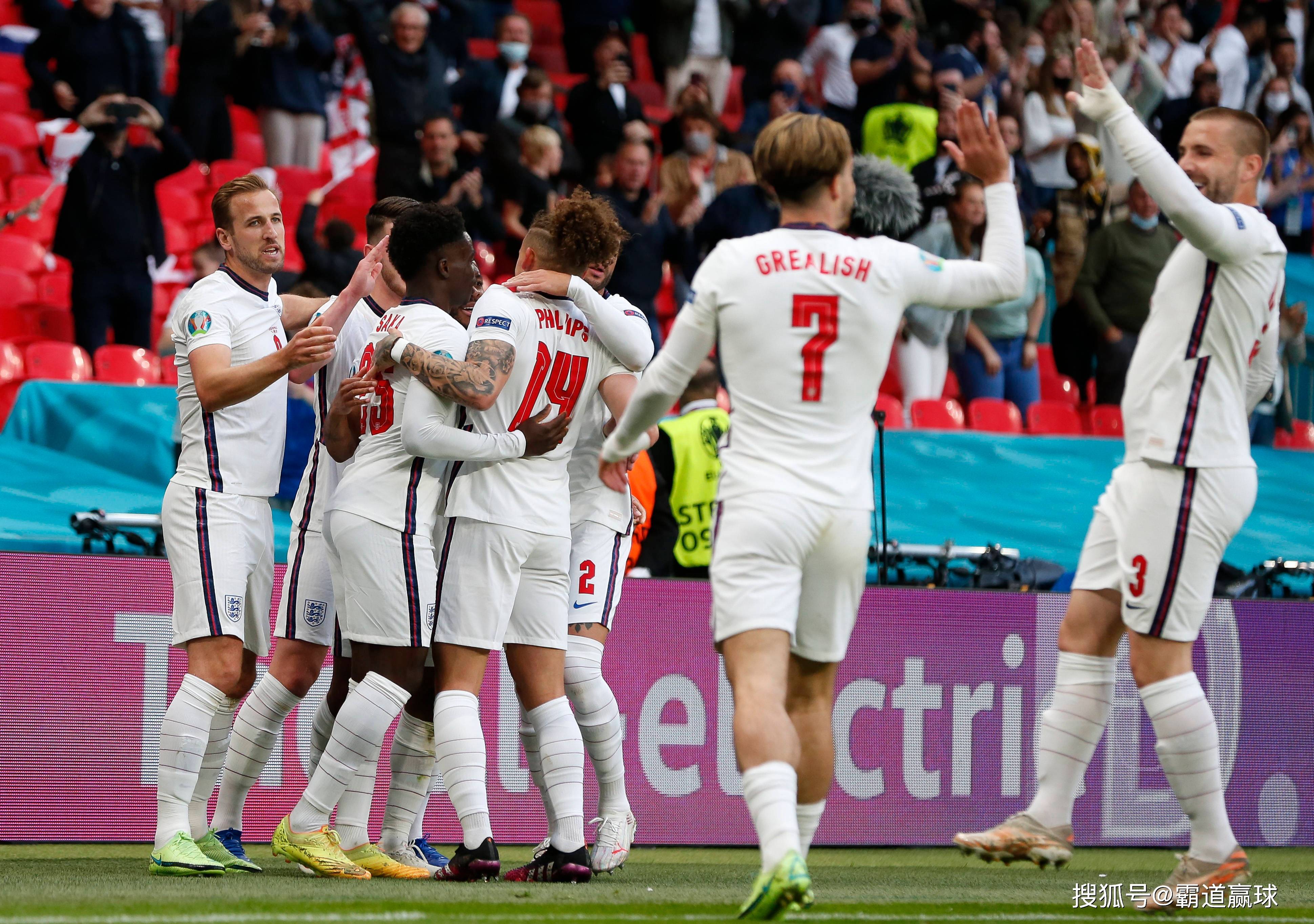 英格兰对比利时，欧洲强队对决