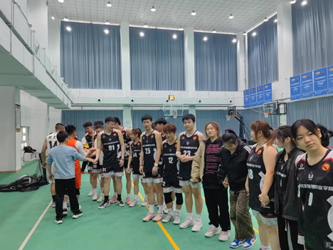 篮球团队间友谊赛增加训练交流机会 篮球团队间友谊赛增加训练交流机会