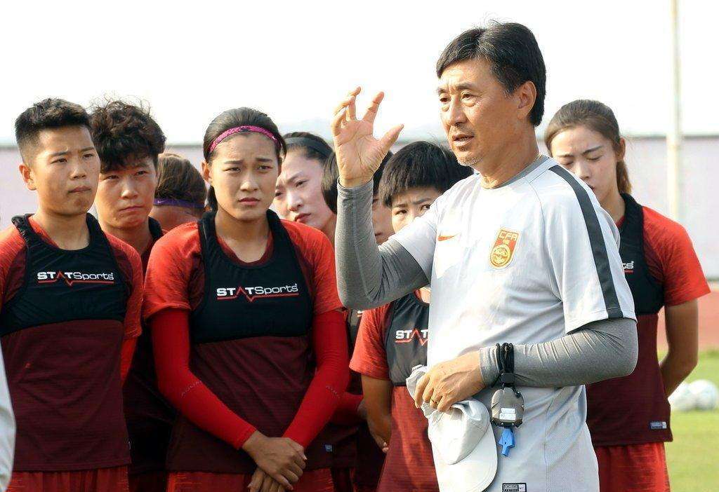 -荷兰女足赛外援成王牌，带领球队取得胜利