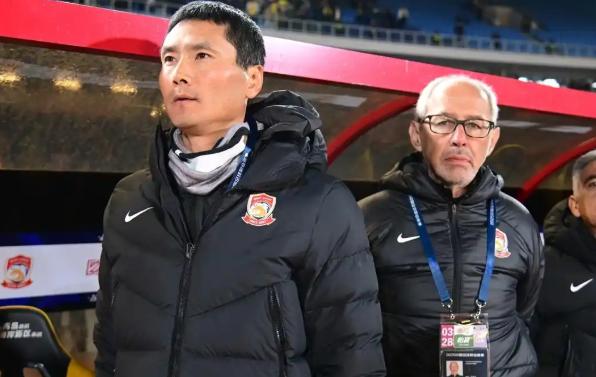 包含球队冠军呼声高涨,实力悄然崭露或成黑马的词条 包含球队冠军呼声高涨,实力悄然崭露或成黑马的词条