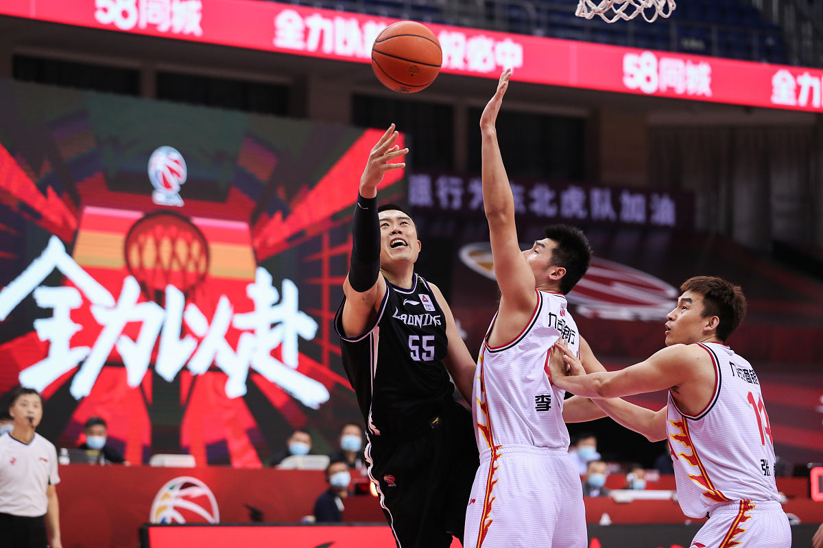 热火球员默契十足,团结一致向胜利进发的简单介绍 热火球员默契十足,团结一致向胜利进发的简单介绍