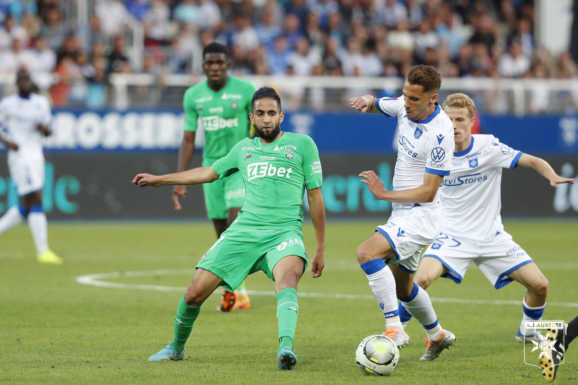 圣埃蒂安客场大胜，法甲季后赛席位牢不可破的简单介绍