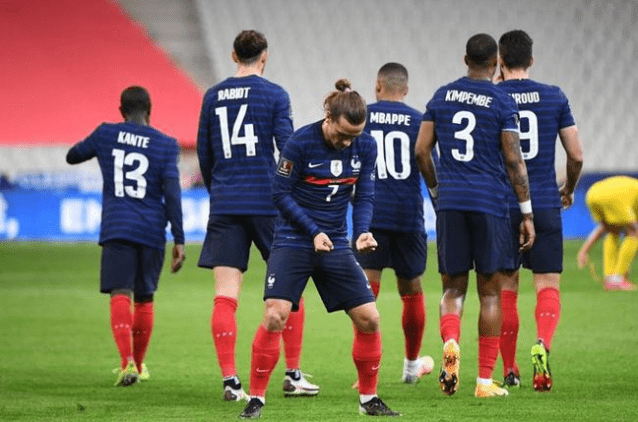 包含法国全取三分，反超乌克兰扩大领先的词条