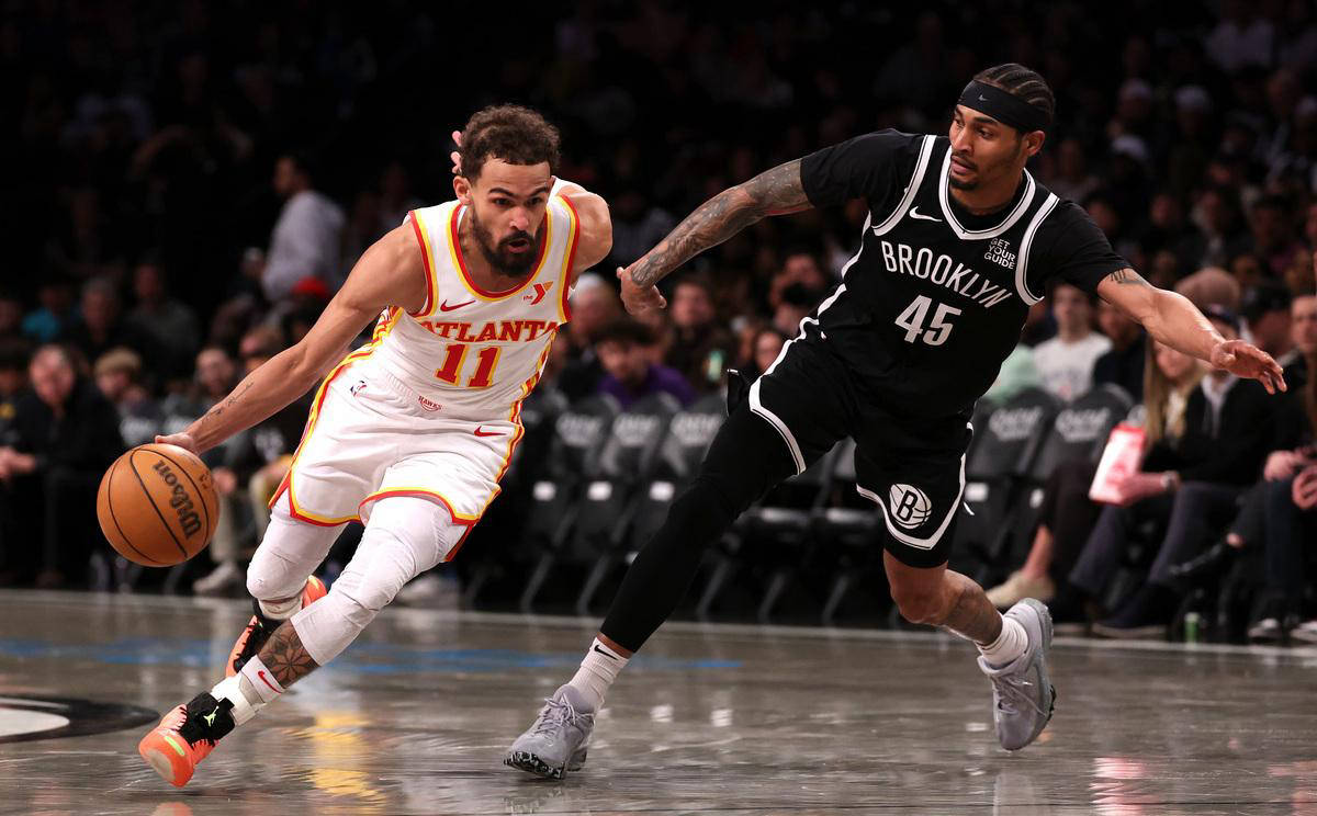 -老鹰后卫接连受伤，球队面临重大挑战的简单介绍