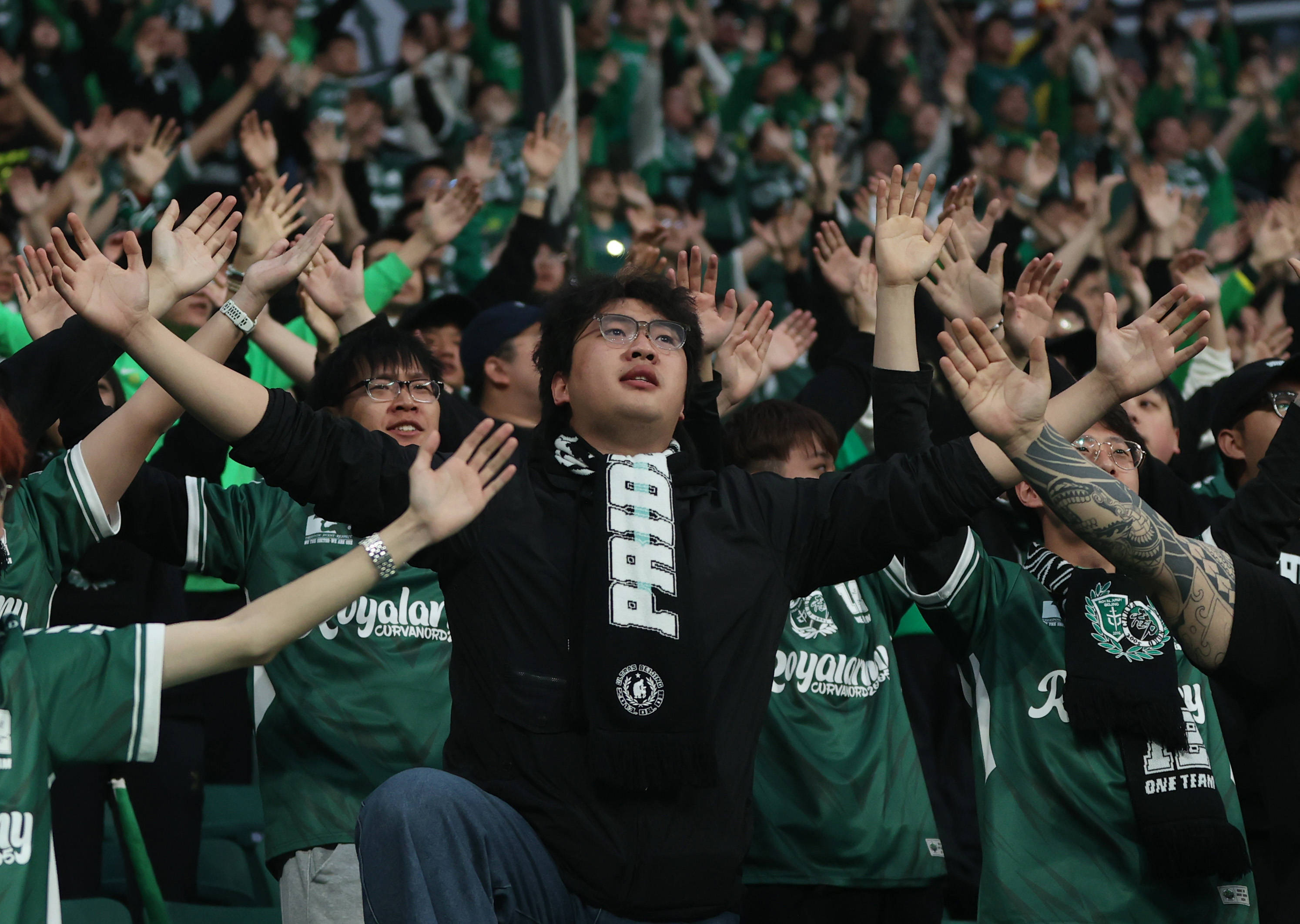 九游体育亚洲官网-关于中超赛事引爆球迷热情，场上比赛精彩纷呈的信息