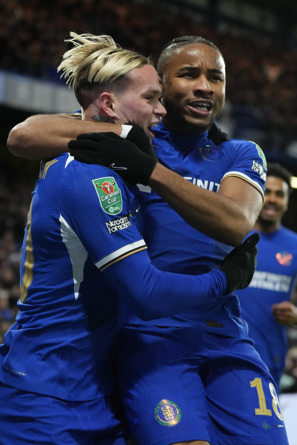 九游体育中国官网-尤文图斯力克切尔西，搏击欧冠四强桂冠！的简单介绍