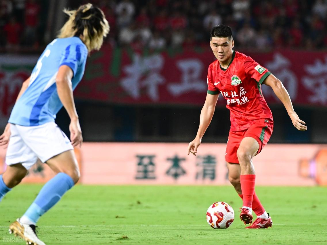 九游体育亚洲官网-郑州队客场大胜北京，主场积极备战