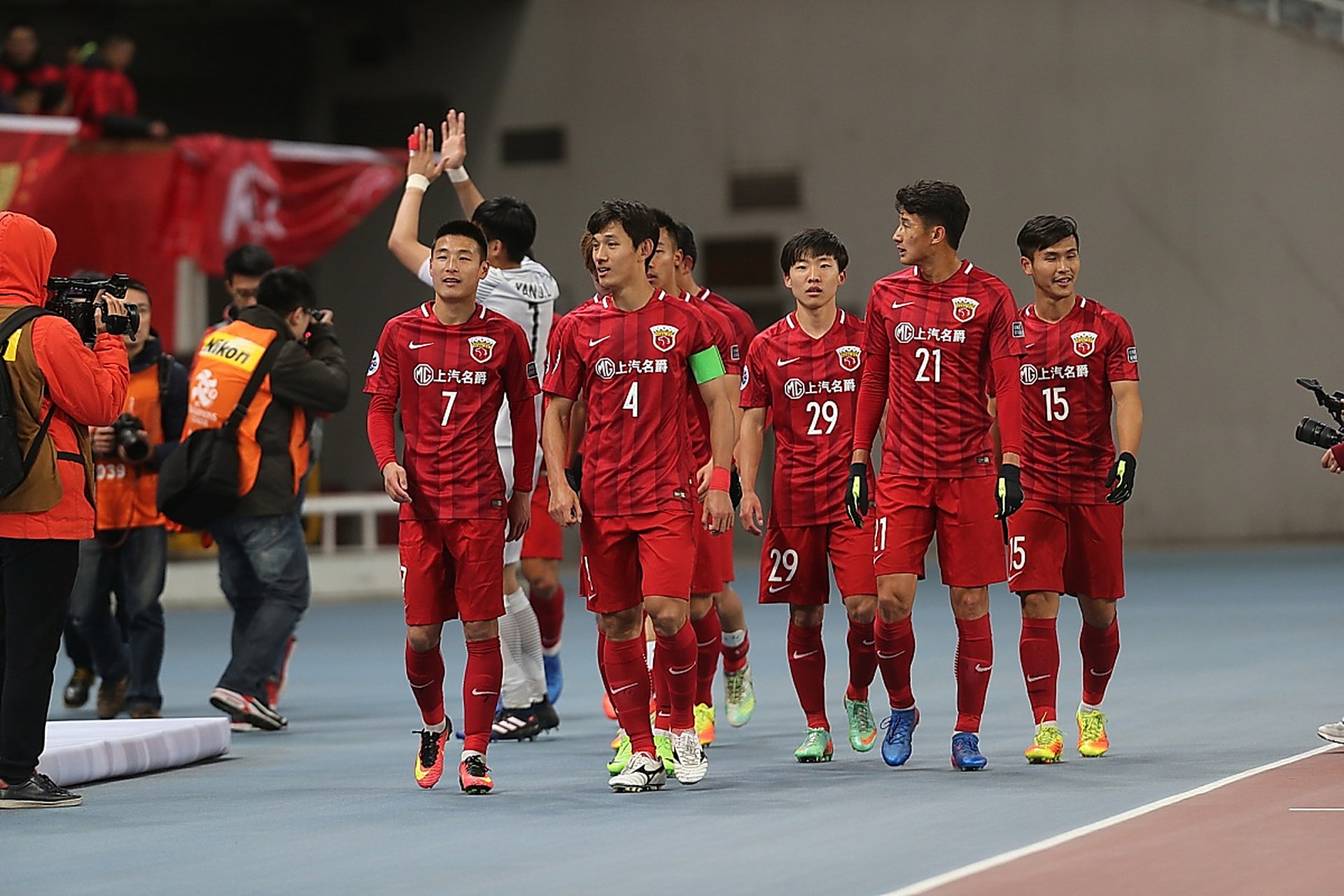 上港外援进球,球队取得连胜! 上港外援进球,球队取得连胜!