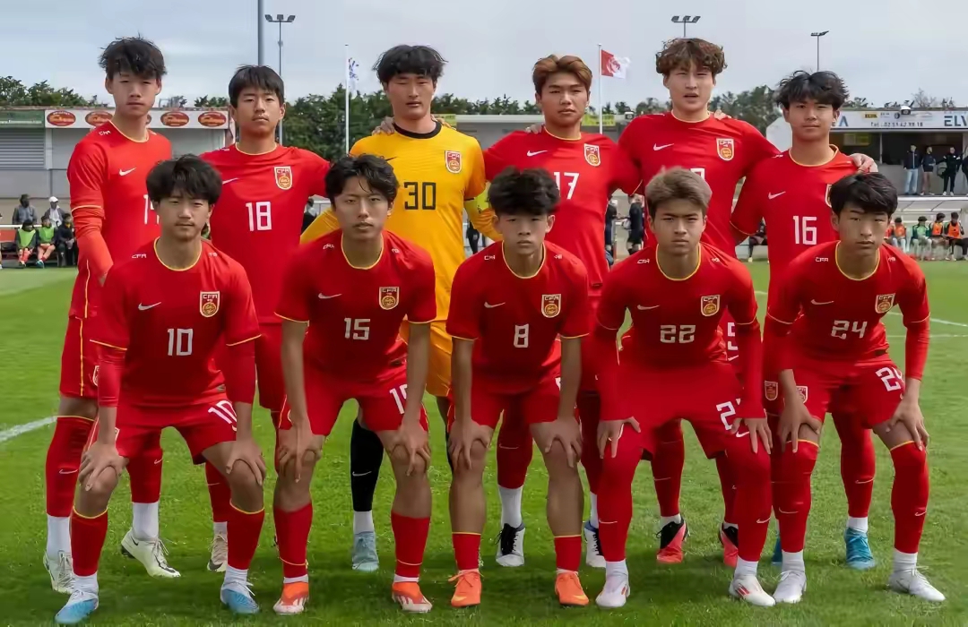 九游体育中国官网-国家队在锦标赛中夺得胜利